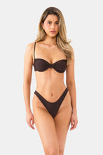 Load image into Gallery viewer, Sloane Top - Lungo
